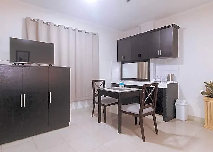 Urbanview @ Evangelista Street Makati 2* Manila