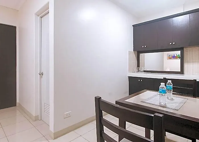 Hotel Urbanview @ Evangelista Street Makati