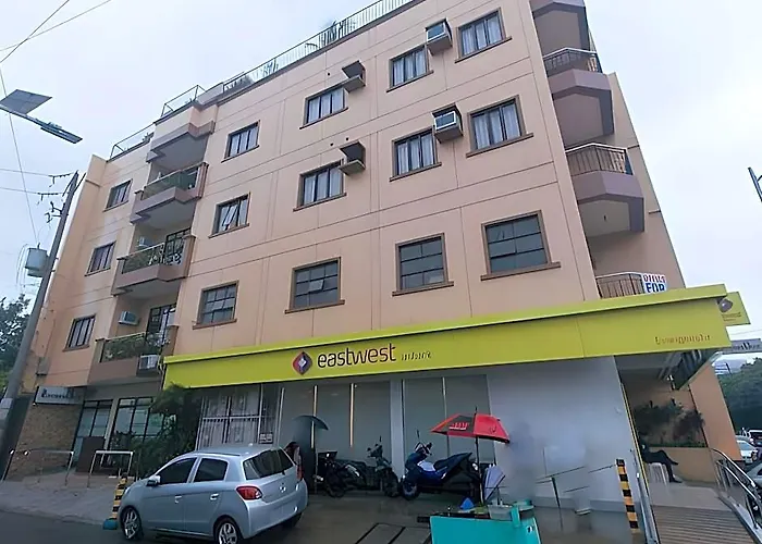 Hotel Urbanview @ Evangelista Street Makati 2*