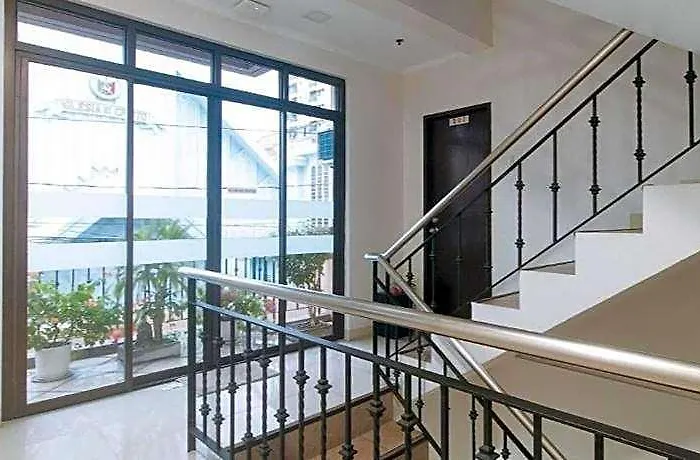 Urbanview @ Evangelista Street Makati 2*